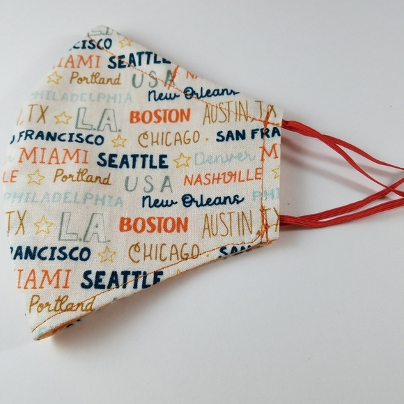 Hand Crafted U.S.A. Cities Reversible Face Mask with Nose Wire - Picture 4 of 10